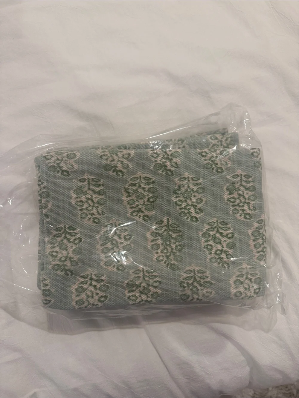 Green Floral Tendril Throw Pillow